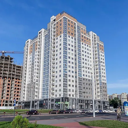 Квартира Возле М Грушевка И В 5 Мин От Жд Вокзала Apartament *